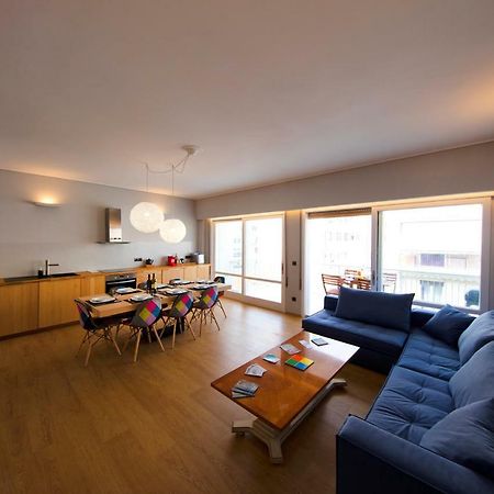 Super Modern Minimal Flat Nr Metro & Arch. Museum Appartement Athene Buitenkant foto