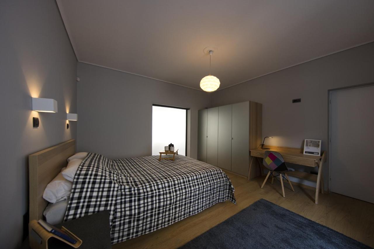 Super Modern Minimal Flat Nr Metro & Arch. Museum Appartement Athene Buitenkant foto